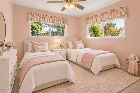Bedroom - 6218 Saint James Dr, Carmichael, CA 95608 photo 2 of 7