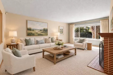 Living - 6218 Saint James Dr, Carmichael, CA 95608 photo 1 of 10