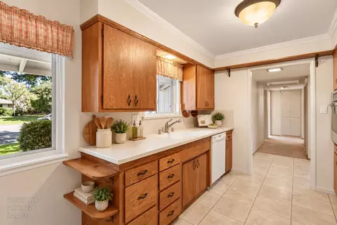 Kitchen - 6218 Saint James Dr, Carmichael, CA 95608 photo 1 of 8