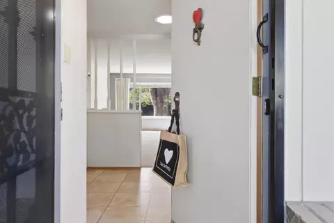 Entry Way - 6218 Saint James Dr, Carmichael, CA 95608 photo 1 of 2