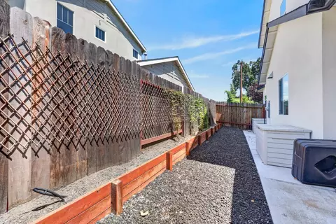 Exterior - 3705 Mackenzie Ln, Carmichael, CA 95608 photo 6 of 11