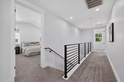Entry Way - 3705 Mackenzie Ln, Carmichael, CA 95608 photo 7 of 10
