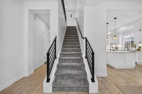 Entry Way - 3705 Mackenzie Ln, Carmichael, CA 95608 photo 6 of 10