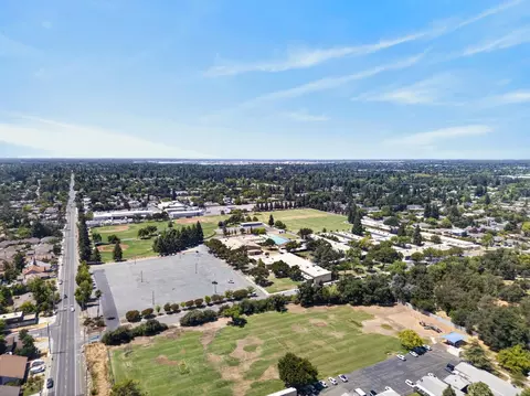 View/Area - 3705 Mackenzie Ln, Carmichael, CA 95608 photo 2 of 8