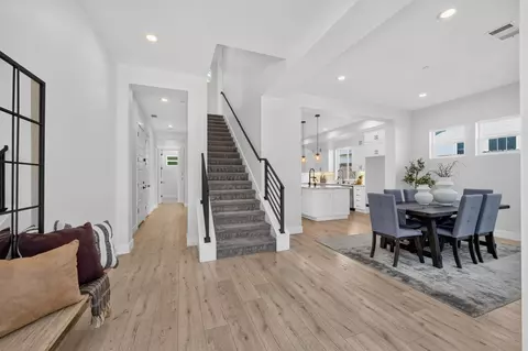 Entry Way - 3705 Mackenzie Ln, Carmichael, CA 95608 photo 1 of 10