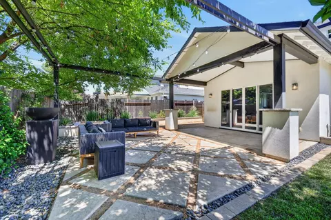 Exterior - 3705 Mackenzie Ln, Carmichael, CA 95608 photo 7 of 11