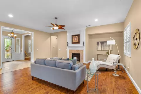Living - 2442 Pepper Tree Ln, Manteca, CA 95336 photo 3 of 6