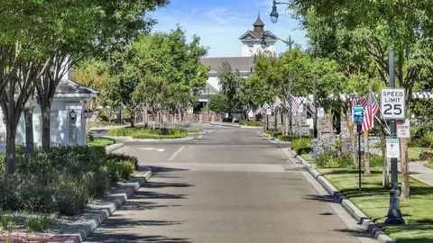 View/Area - 2442 Pepper Tree Ln, Manteca, CA 95336 photo 8 of 31