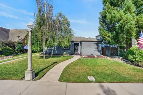 Exterior - 141 S Orange St, Lodi, CA 95240 photo 11 of 11