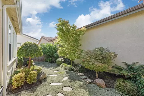 Exterior - 822 Cento Ct, Lodi, CA 95242 photo 8 of 8