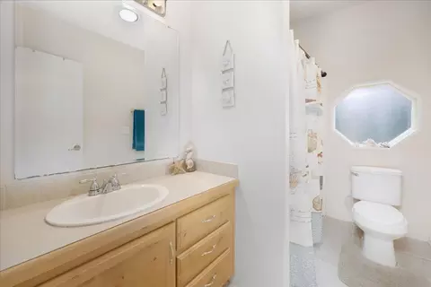 Bath - 4750 Mineral Way, Placerville, CA 95667 photo 3 of 3