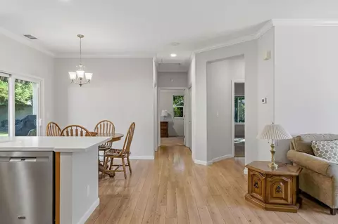 Entry Way - 3201 Spring Crest Dr, Turlock, CA 95382 photo 3 of 5