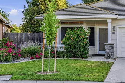 Exterior - 3201 Spring Crest Dr, Turlock, CA 95382 photo 14 of 16