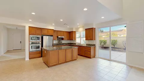 Kitchen - 20939 Valley View Pl, Patterson, CA 95363 photo 5 of 6