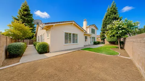 Exterior - 20939 Valley View Pl, Patterson, CA 95363 photo 7 of 8