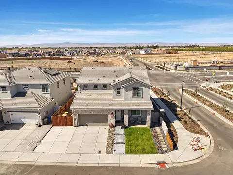 View/Area - 394 Vinal Dr, Manteca, CA 95337 photo 1 of 18