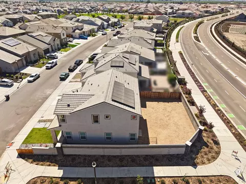 View/Area - 394 Vinal Dr, Manteca, CA 95337 photo 7 of 18