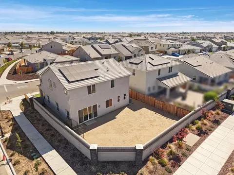 View/Area - 394 Vinal Dr, Manteca, CA 95337 photo 9 of 18