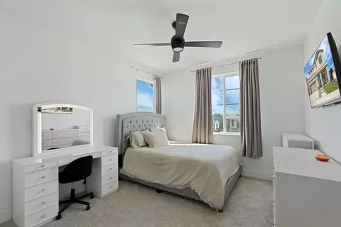 Bedroom - 394 Vinal Dr, Manteca, CA 95337 photo 5 of 9