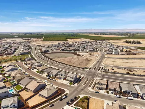 View/Area - 394 Vinal Dr, Manteca, CA 95337 photo 14 of 18