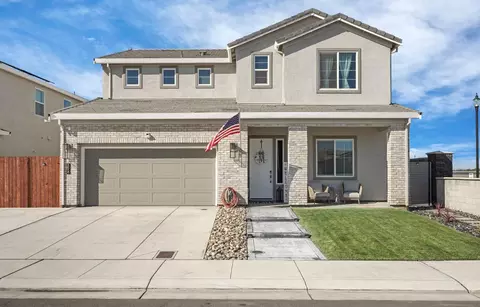 Exterior - 394 Vinal Dr, Manteca, CA 95337 photo 6 of 8