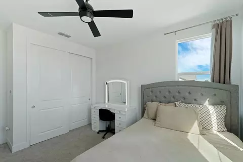 Bedroom - 394 Vinal Dr, Manteca, CA 95337 photo 6 of 9