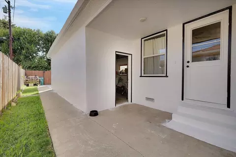 Exterior - 826 Vermont St, Gridley, CA 95948 photo 5 of 10