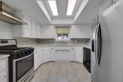Kitchen - 6789 College Ave, Sutter, CA 95982 photo 3 of 6