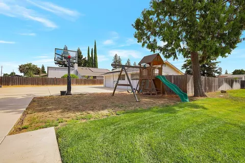 Exterior - 6789 College Ave, Sutter, CA 95982 photo 7 of 21