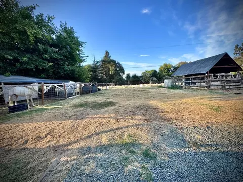 Exterior - 14031 Joy Dr, Galt, CA 95632 photo 13 of 19