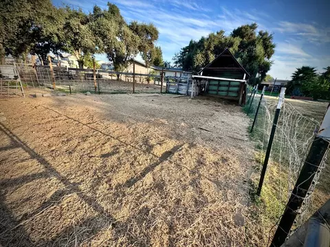 Exterior - 14031 Joy Dr, Galt, CA 95632 photo 14 of 19