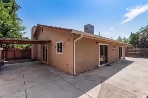 Exterior - 1073 Derby Ct, Manteca, CA 95336 photo 11 of 11