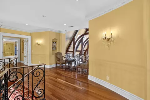 Entry Way - 5021 Jardin Ln, Carmichael, CA 95608 photo 12 of 17