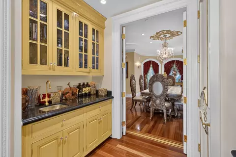 Dining - 5021 Jardin Ln, Carmichael, CA 95608 photo 6 of 6