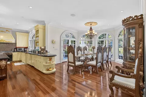 Dining - 5021 Jardin Ln, Carmichael, CA 95608 photo 4 of 6