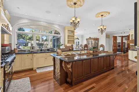 Kitchen - 5021 Jardin Ln, Carmichael, CA 95608 photo 6 of 9