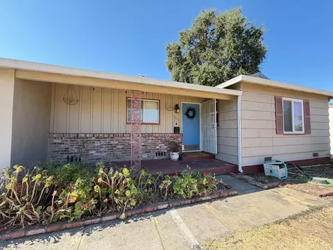 2410 Brentley Dr, Sacramento, CA 95822