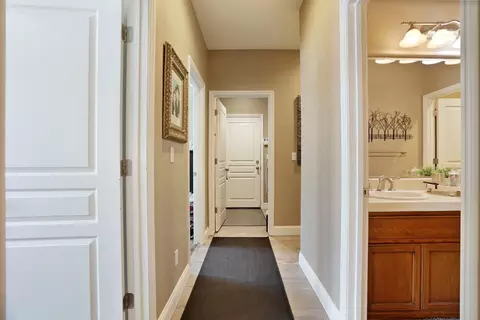 Entry Way - 624 Cistus, Manteca, CA 95337 photo 5 of 6