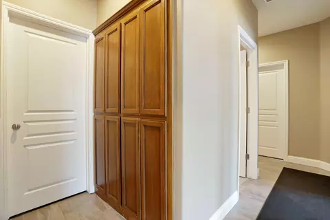 Entry Way - 624 Cistus, Manteca, CA 95337 photo 6 of 6