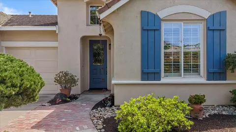 Exterior - 2908 Winged Foot Ct, Modesto, CA 95355 photo 6 of 14