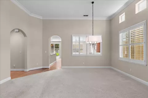 Living - 2908 Winged Foot Ct, Modesto, CA 95355 photo 5 of 14