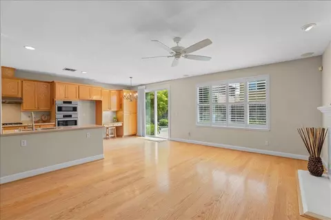 Living - 2908 Winged Foot Ct, Modesto, CA 95355 photo 11 of 14