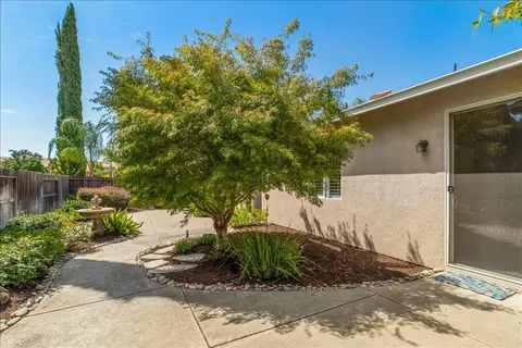 Exterior - 2908 Winged Foot Ct, Modesto, CA 95355 photo 11 of 14