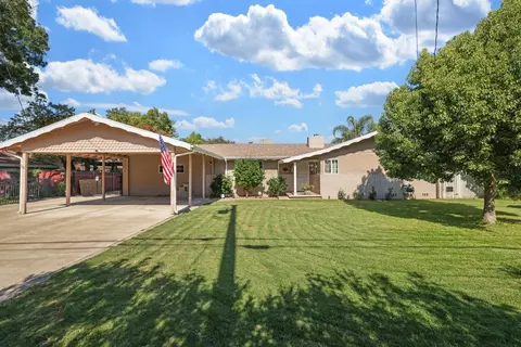 900 White Ln, Stockton, CA 95215