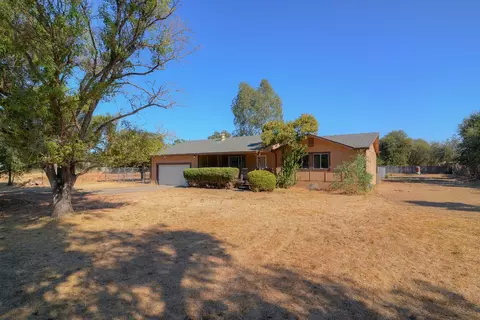 1617 E St, Rio Linda, CA 95673