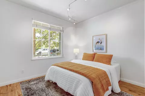 Bedroom - 2589 Hepworth Dr, Davis, CA 95618 photo 1 of 8