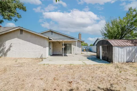 Exterior - 1584 Northgate Dr, Manteca, CA 95336 photo 7 of 7