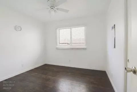 Bedroom - 1584 Northgate Dr, Manteca, CA 95336 photo 3 of 4