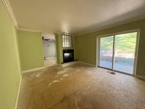 Living - 6098 Quartz Mine Rd, Mountain Ranch, CA 95246 photo 3 of 4
