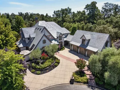 8933 Caspian Ct, Roseville, CA 95747